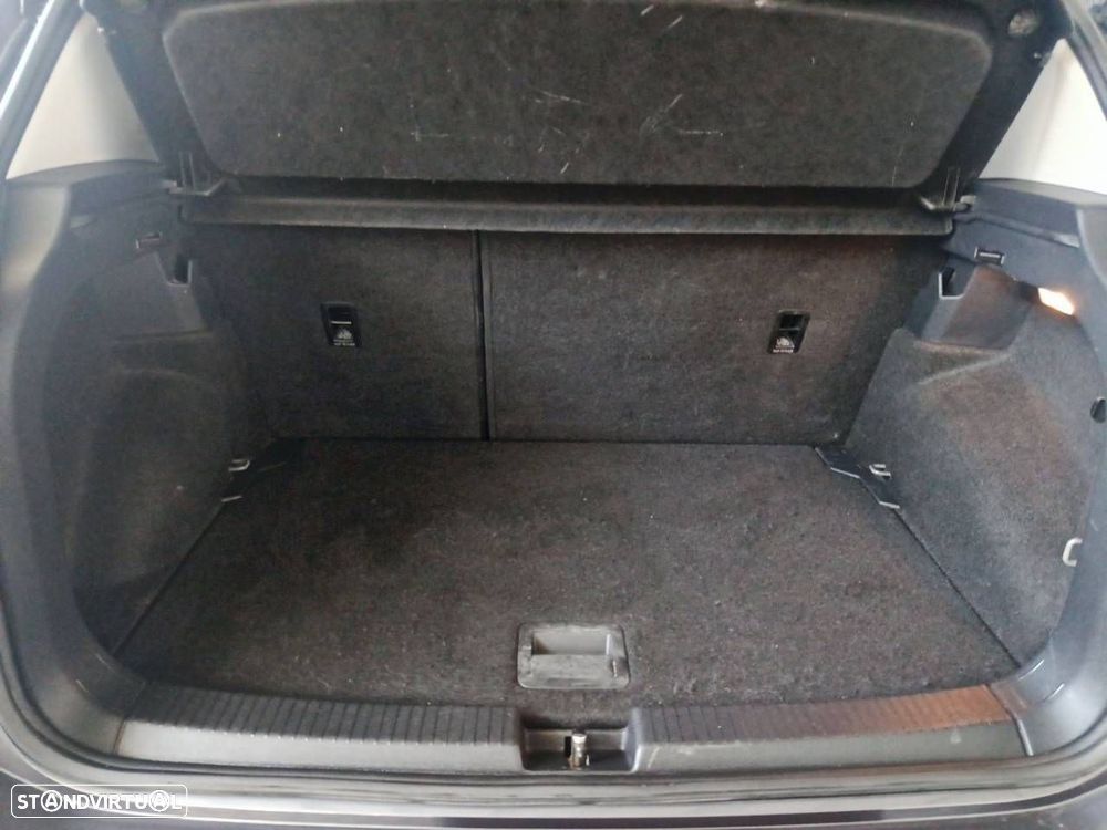 VW T-Cross 1.0 TSI Urban - 6