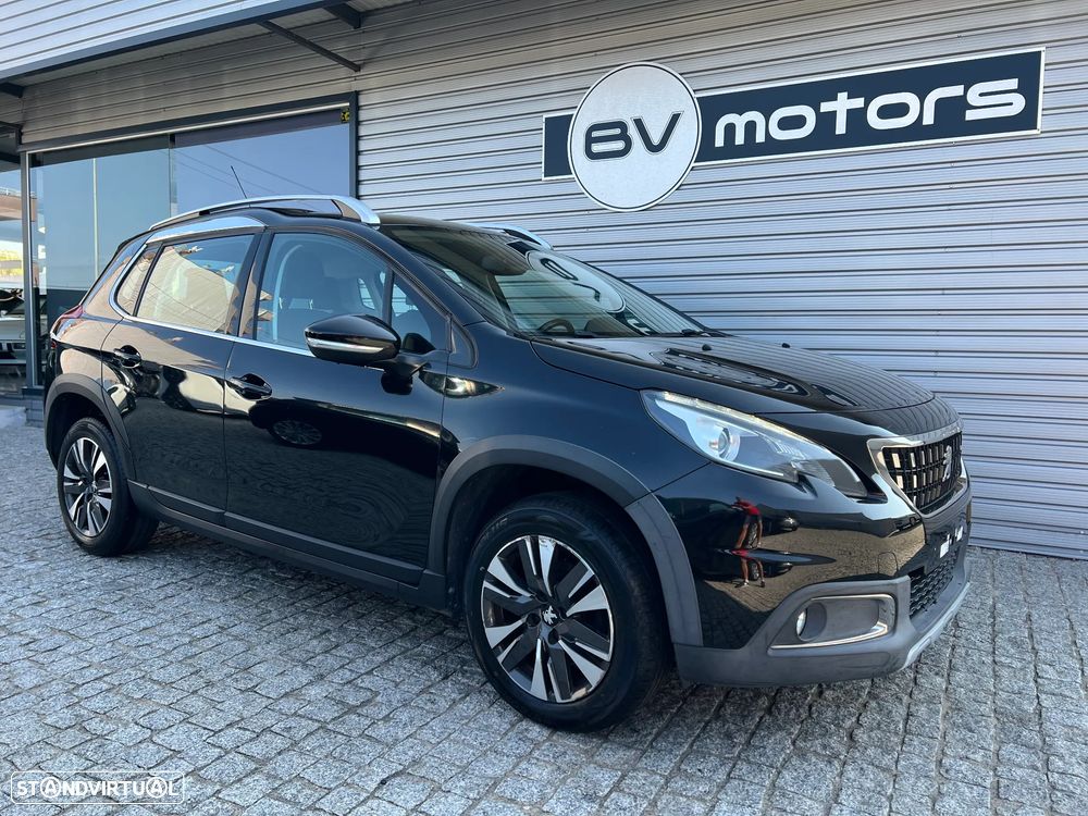 Peugeot 2008 1.2 PureTech Allure - 4