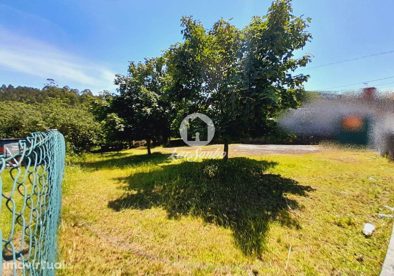 Moradia Bifamiliar T5 com terreno de 11355m2 em Bougado, Trofa - Grande imagem: 3/18