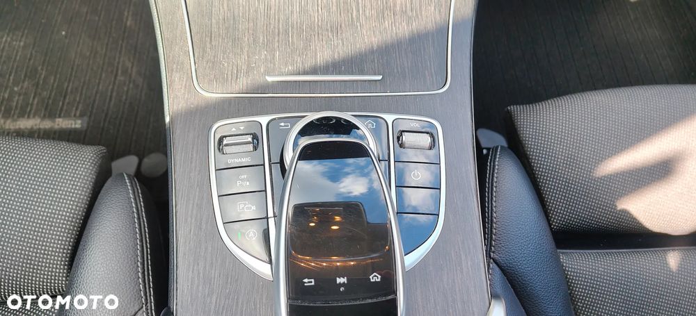 Mercedes-Benz Klasa C 220 d 9G-TRONIC - 8