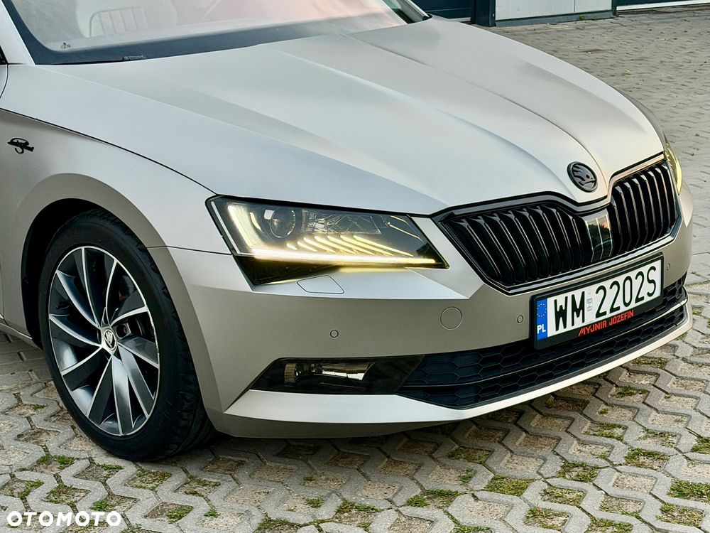 Skoda Superb 2.0 TDI L&K DSG - 14