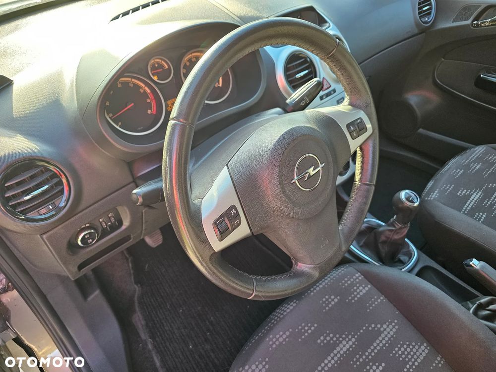Opel Corsa - 10