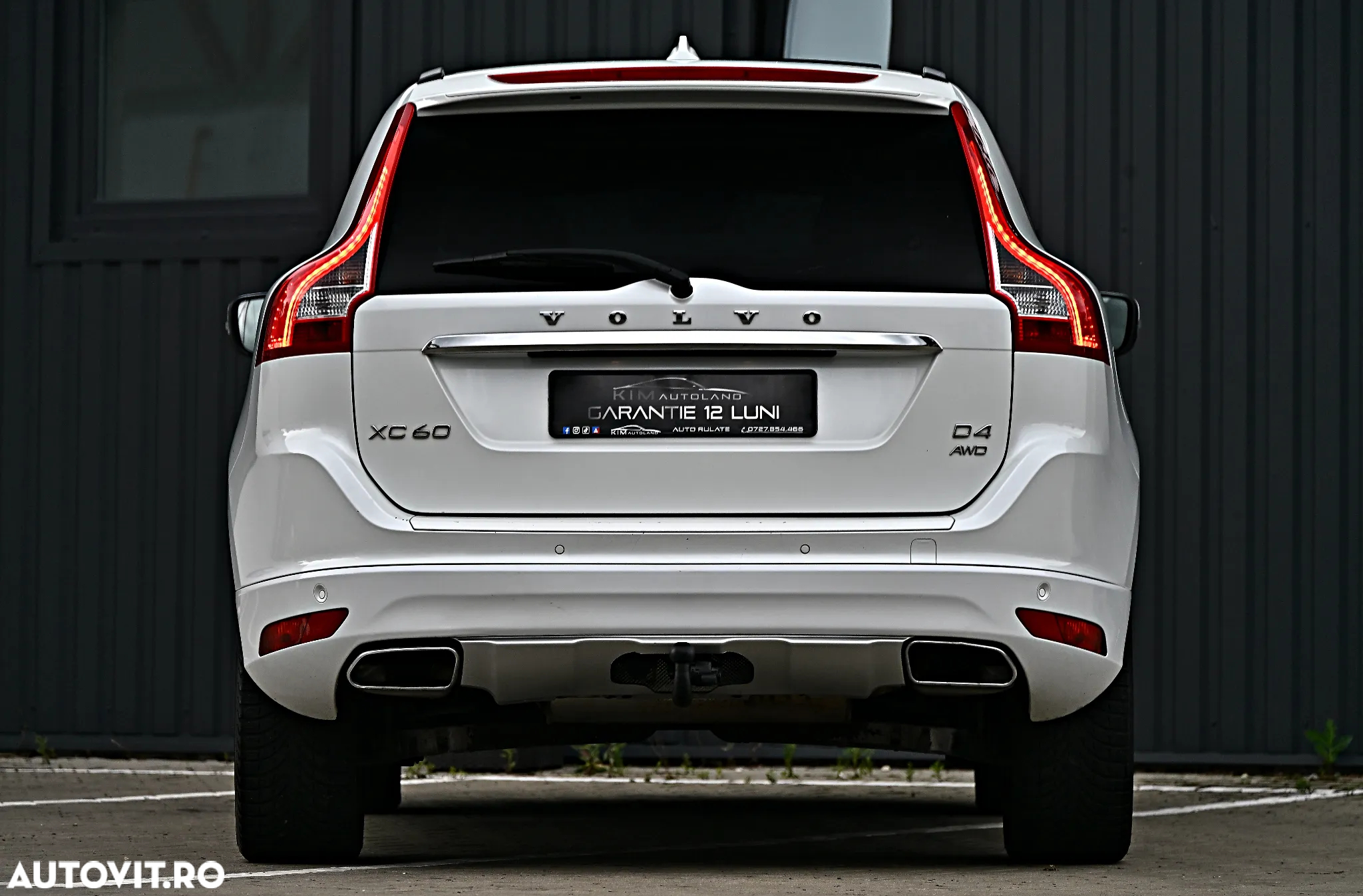 Volvo XC 60 D4 AWD Geartronic Ocean Race - 4