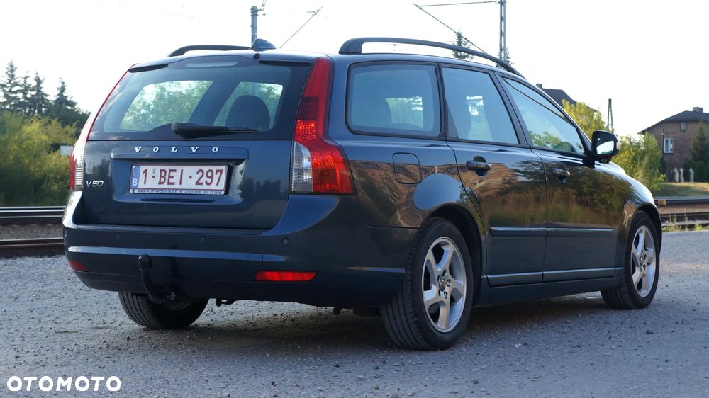 Volvo V50 D2 Momentum - 6