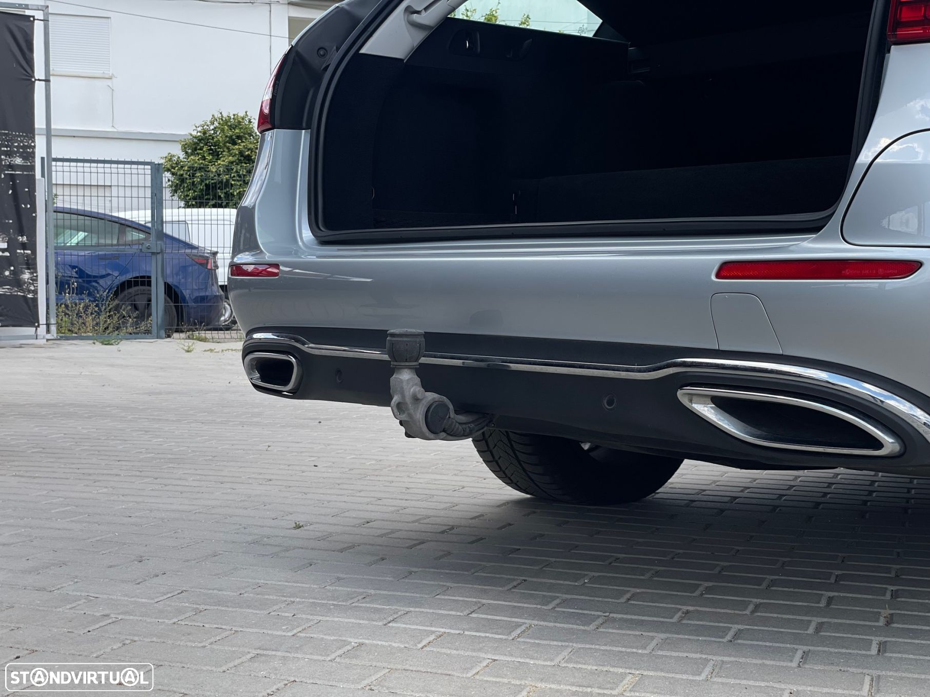 Mercedes-Benz E 300 de Avantgarde 4Matic - 25