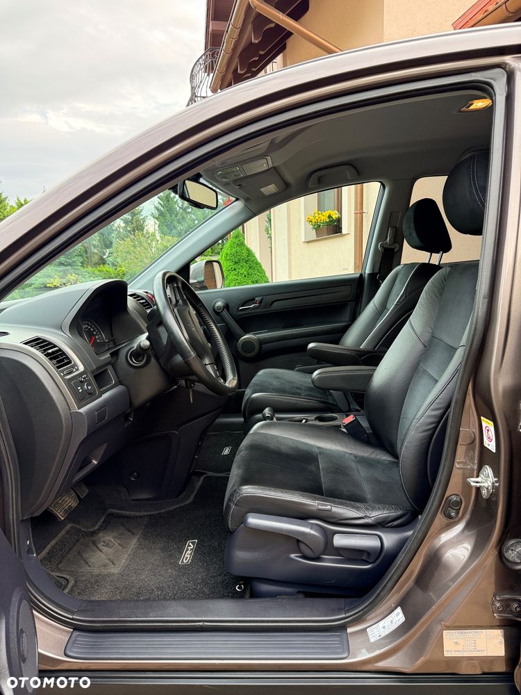 Honda CR-V 2.0i-VTEC Automatik Executive 50 Jahre Edition - 16