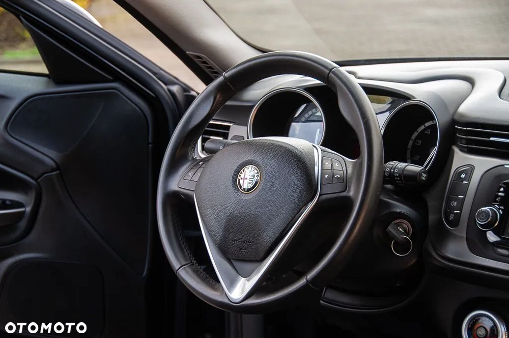 Alfa Romeo Giulietta 1.4 TB Impression - 21