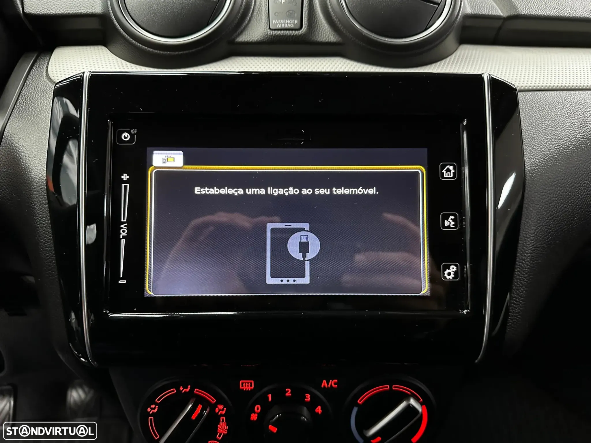 Suzuki Swift 1.2 Mild Hybrid GLX - 27
