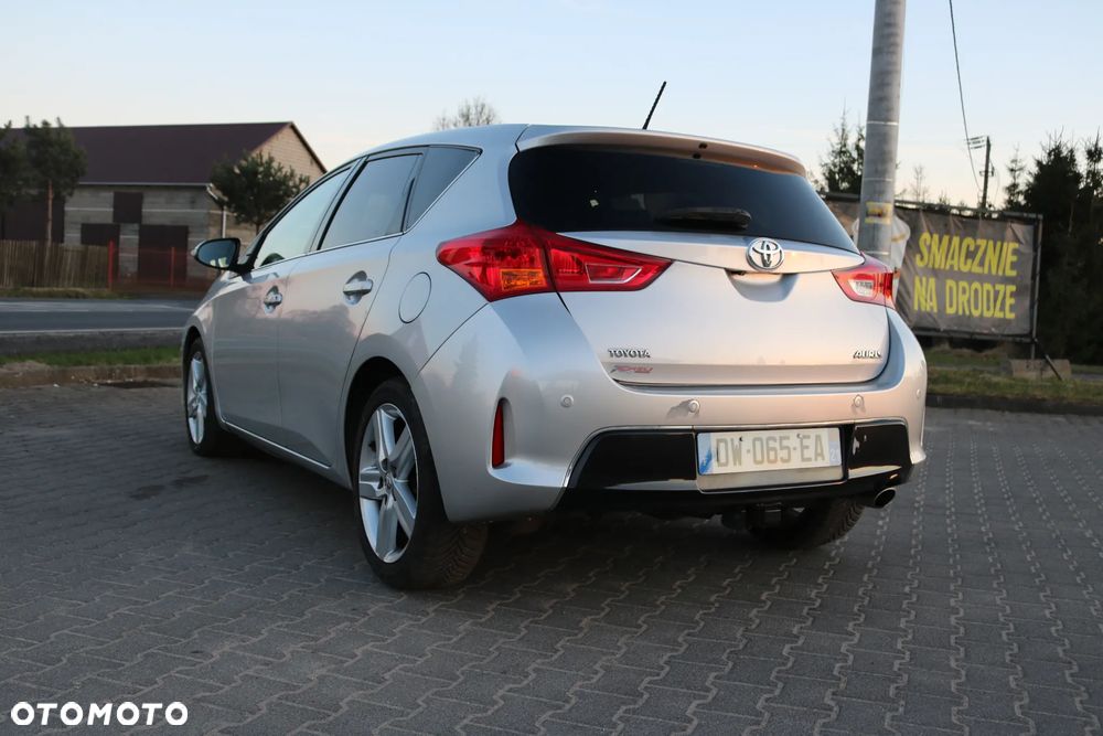 Toyota Auris 2.0 D-4D Prestige - 7