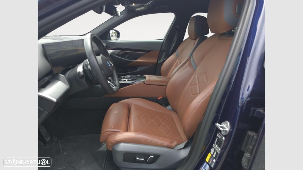 BMW 530 e Pack Desportivo M - 10