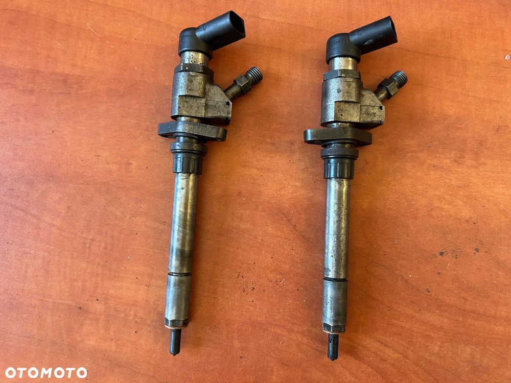 WTRYSKIWACZ 9657144580 FORD - 2