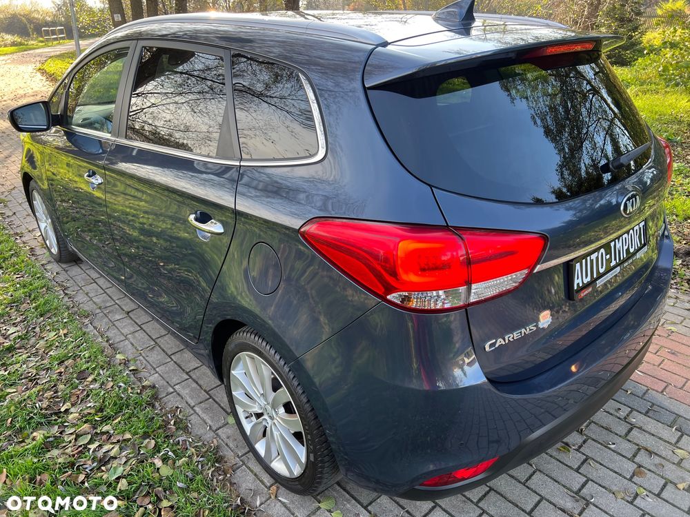 Kia Carens 1.7 CRDi L DCT - 31