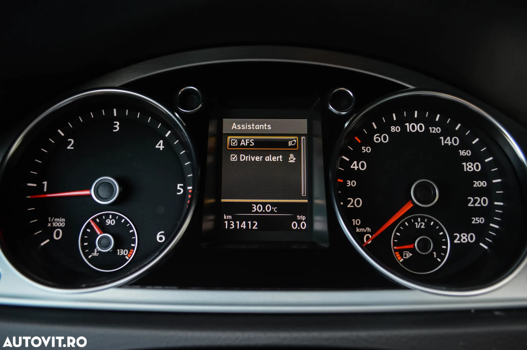 Volkswagen Passat CC 2.0 TDI DSG Blue TDI - 8