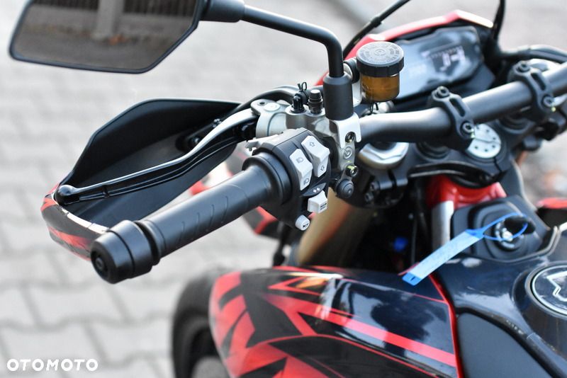 Ducati Hypermotard - 30