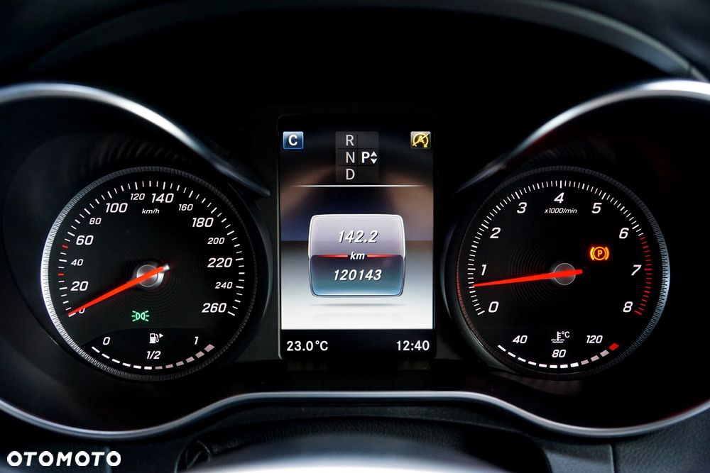 Mercedes-Benz Klasa C 200 7G-TRONIC - 18