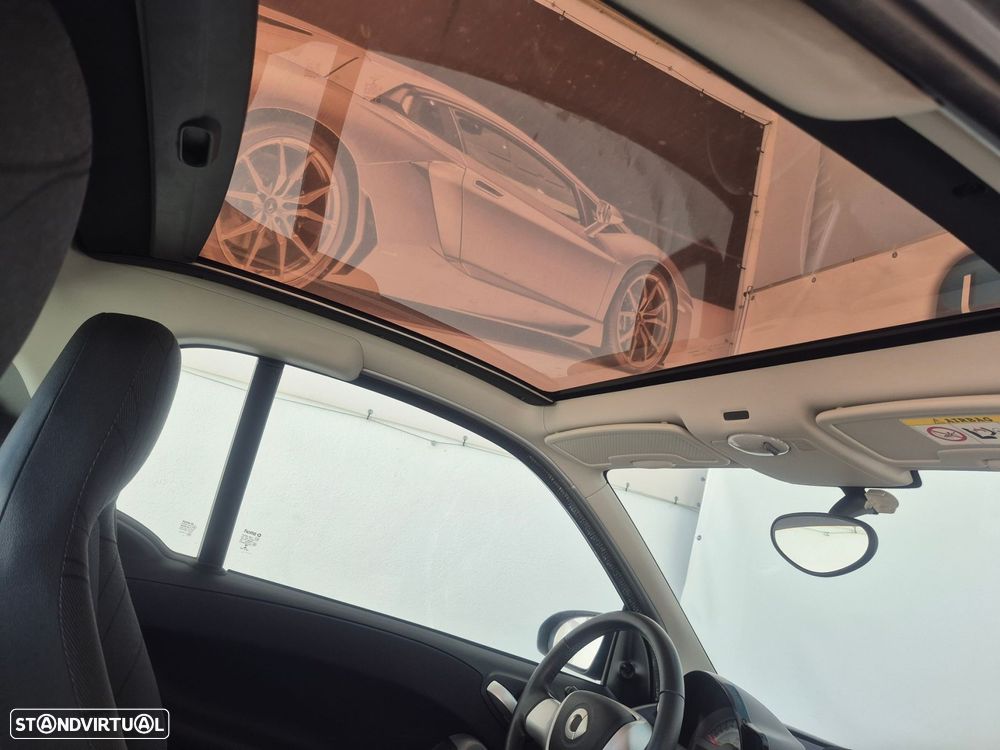 Smart ForTwo Coupé 1.0 mhd Passion 71 Softouch - 19