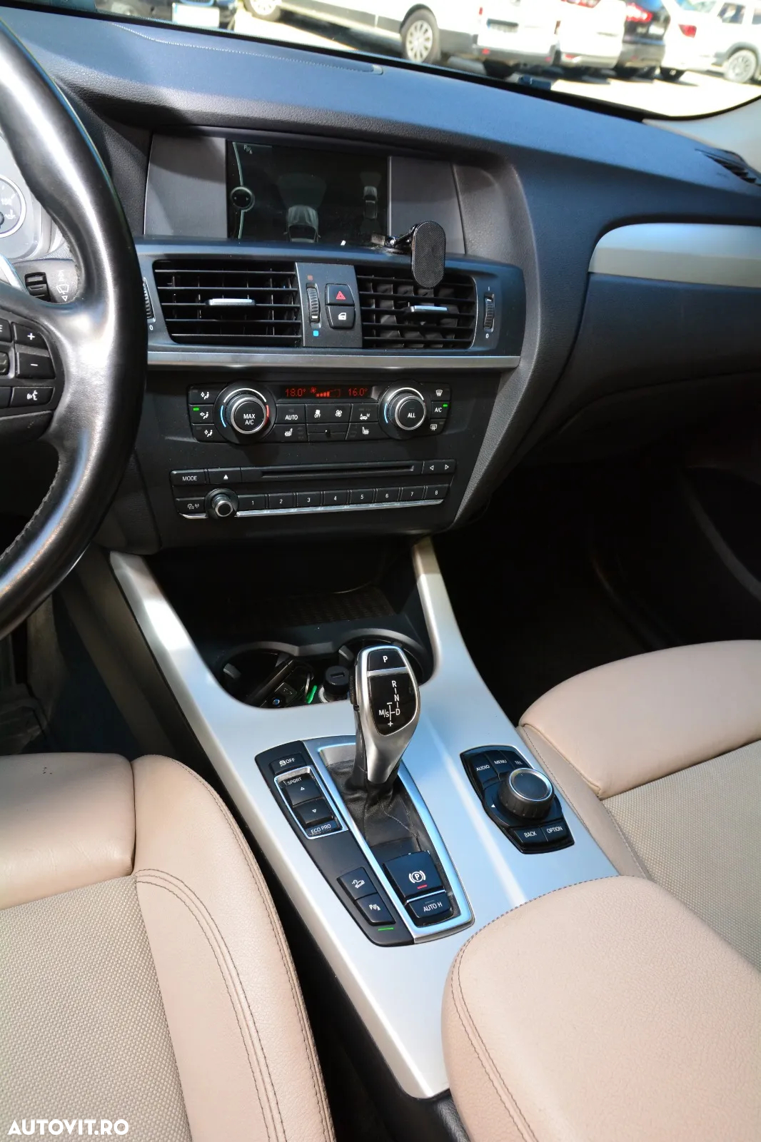 BMW X3 xDrive35d - 14