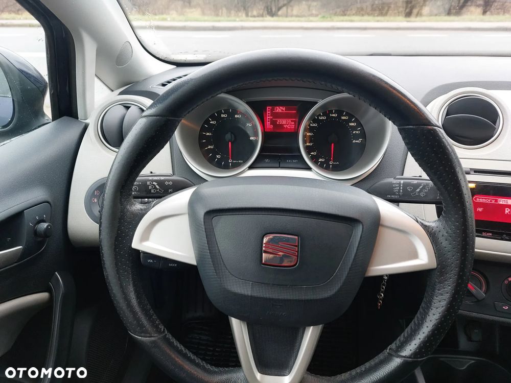 Seat Ibiza 1.6 16V Sport - 13