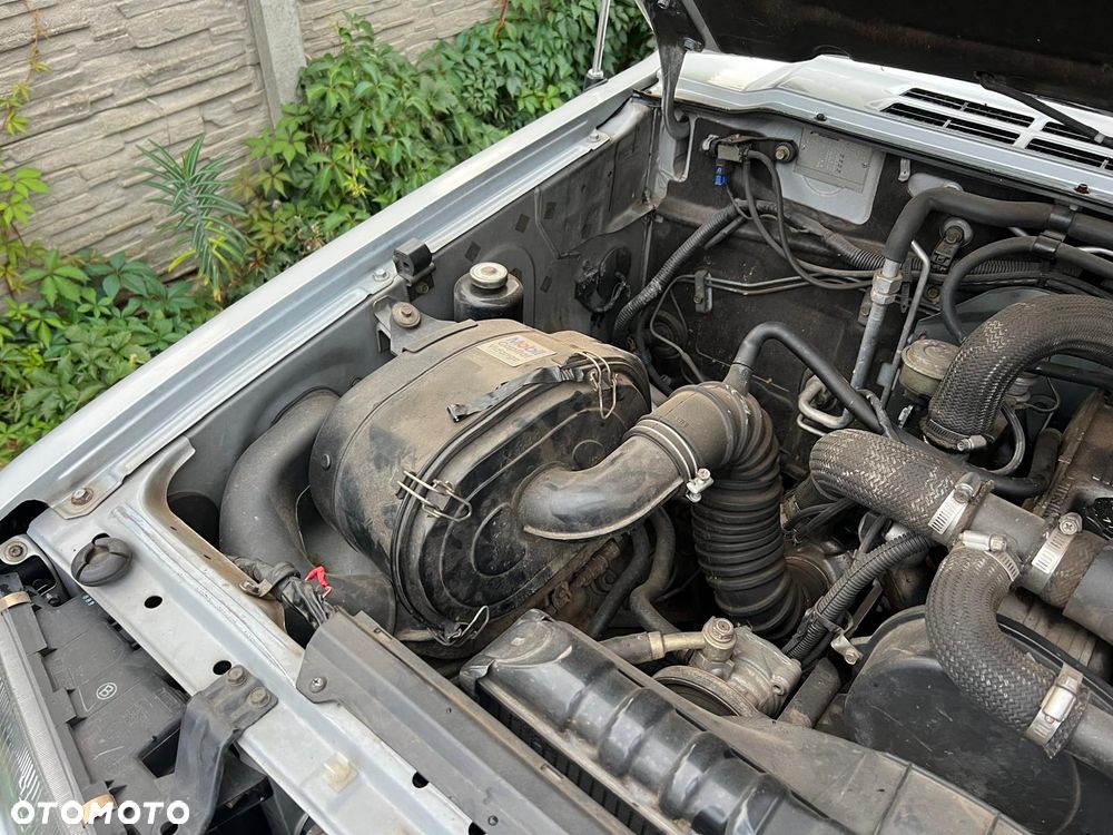 Mitsubishi Pajero - 19