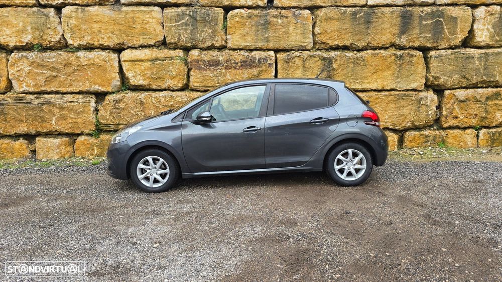 Peugeot 208 1.2 PureTech Style - 3