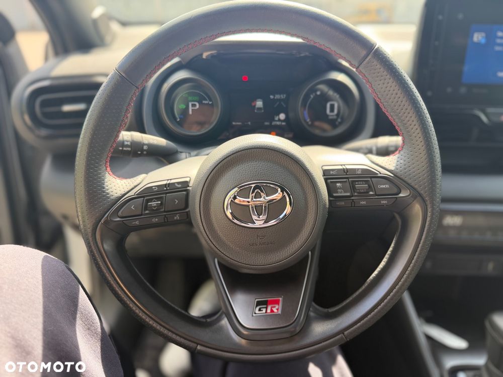 Toyota Yaris 1.5 VVT-i GR SPORT - 14