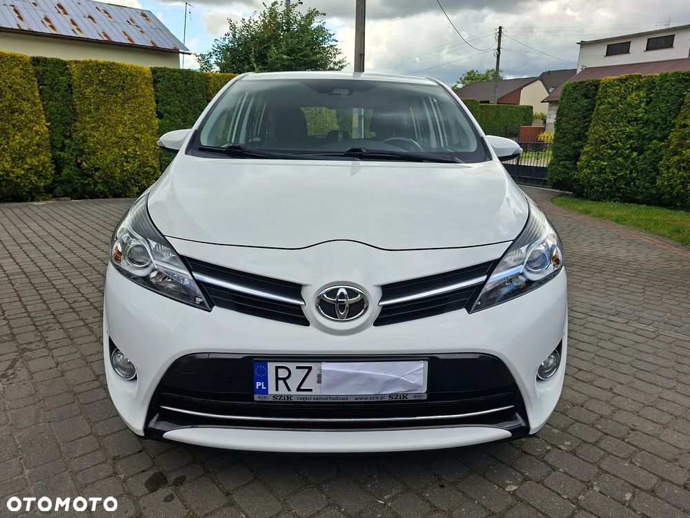 Toyota Verso 1.6 D-4D Premium - 9