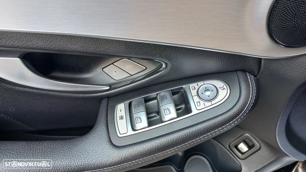 Mercedes-Benz C 300 de AMG Line — fotografia 19