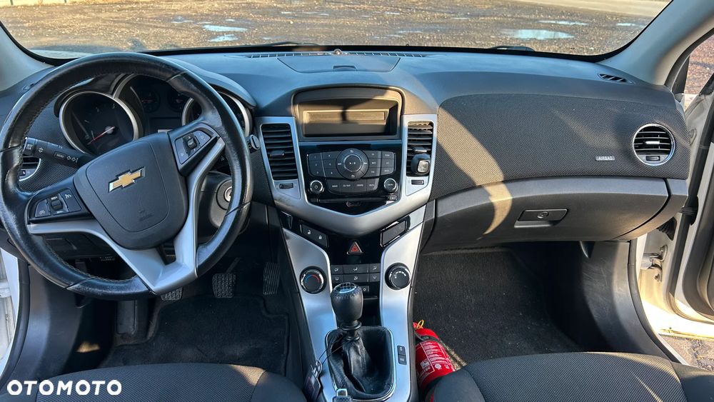 Chevrolet Cruze 1.7TD LT+ - 10