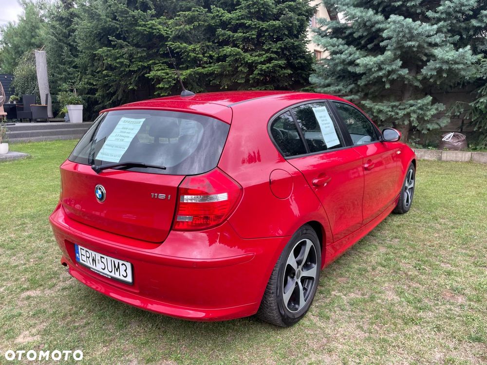 BMW Seria 1 118i - 4