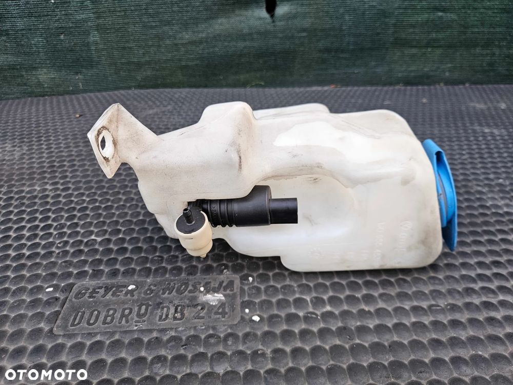 Zbiorniczek 1J0955453 N / P 8D0955455 Zbiornik 3L. Pompka Płynu do Spryskiwaczy VW Golf IV 4 Seat Leon I 1 Skoda Octavia I 1 Audi A3 8L - 3