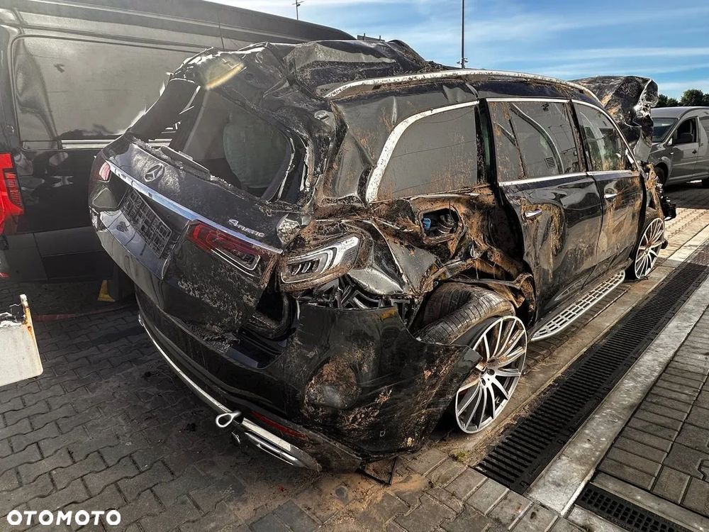 Mercedes-Benz GLS - 4