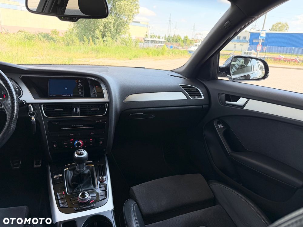Audi A4 Avant 2.0 TDI DPF S line Sportpaket - 24