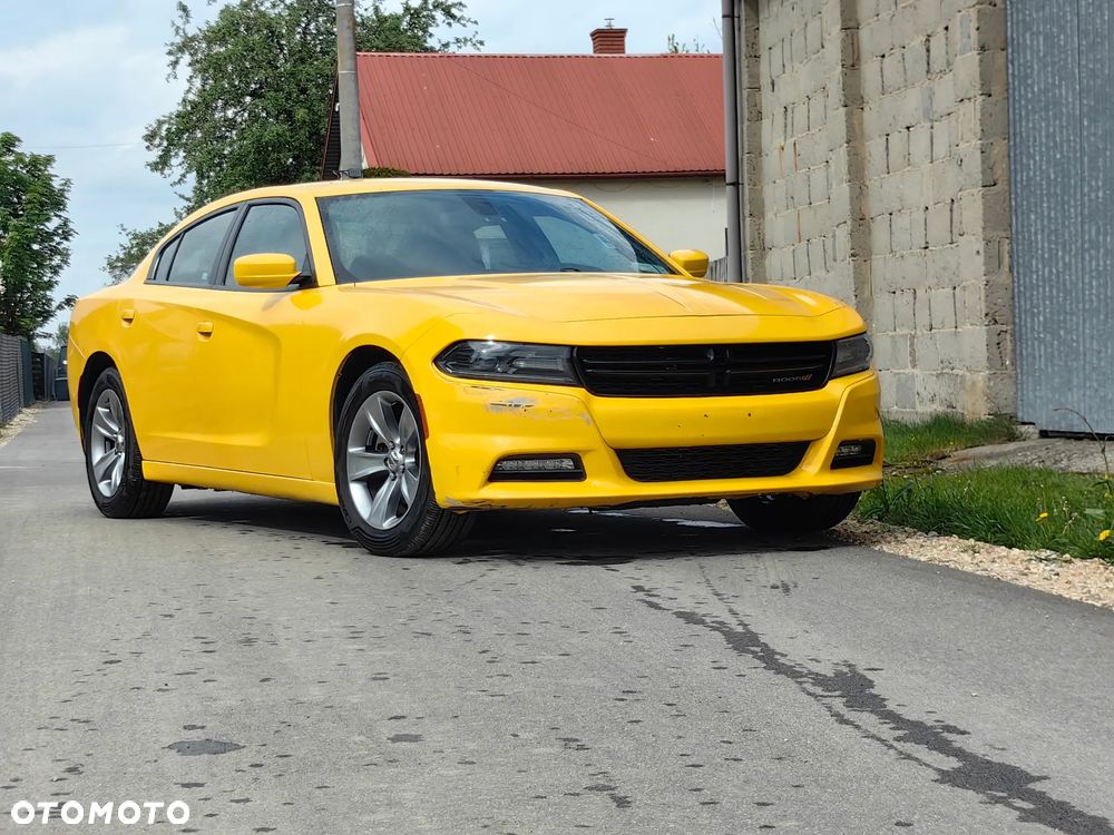 Dodge Charger - 12