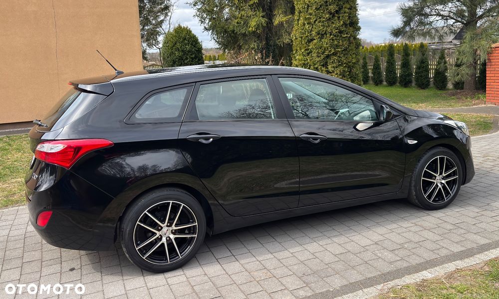 Hyundai i30 1.4 Comfort - 13
