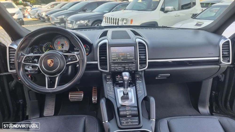 Porsche Cayenne S E-Hybrid - 6