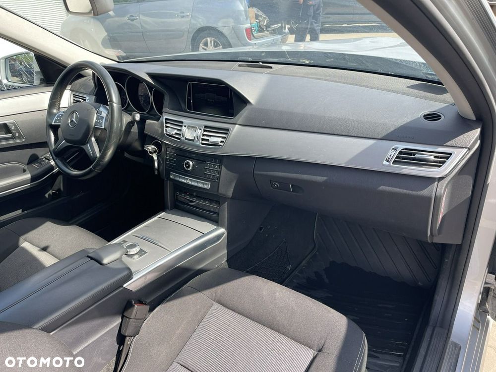 Mercedes-Benz Klasa E 250 BlueTEC 9G-TRONIC Classic - 9