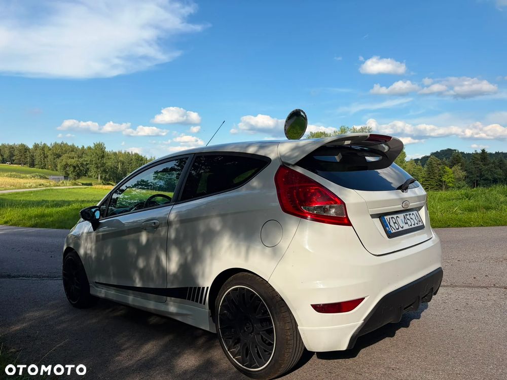 Ford Fiesta 1.6 Ti-VCT Sport - 6