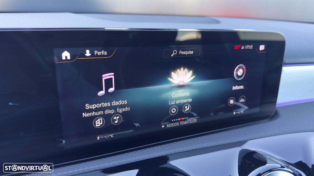 Mercedes-Benz A 250 Limousine e 8G-DCT AMG Line - 16