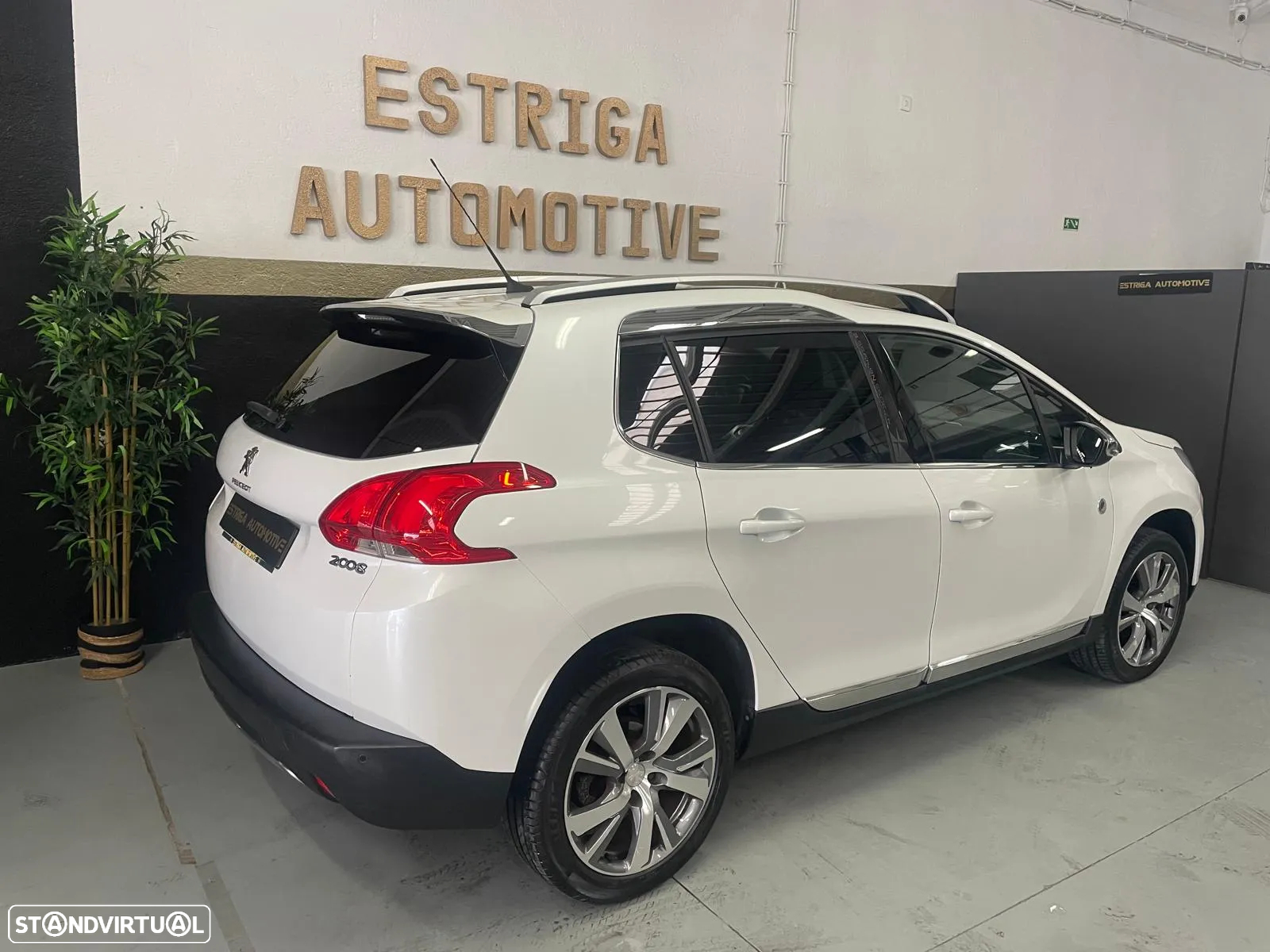 Peugeot 2008 1.2 PureTech Crossway - 13