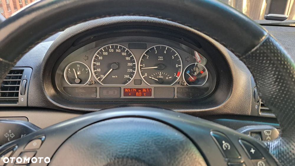 BMW Seria 3 320i - 22