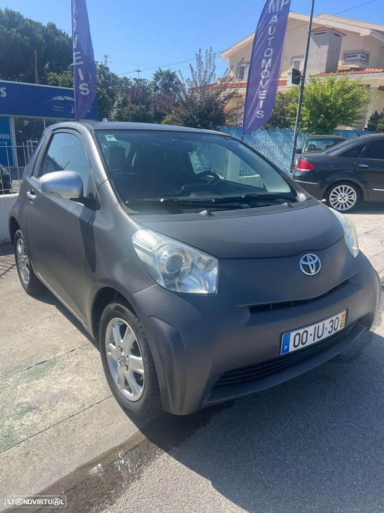 Toyota iQ 1.0 VVT-i - 2