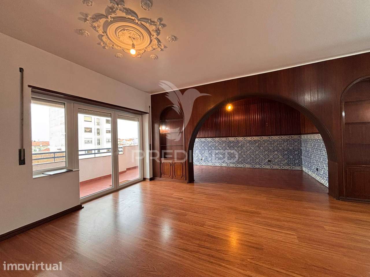 Apartamento T3 central para arrendamento - Grande imagem: 2/26