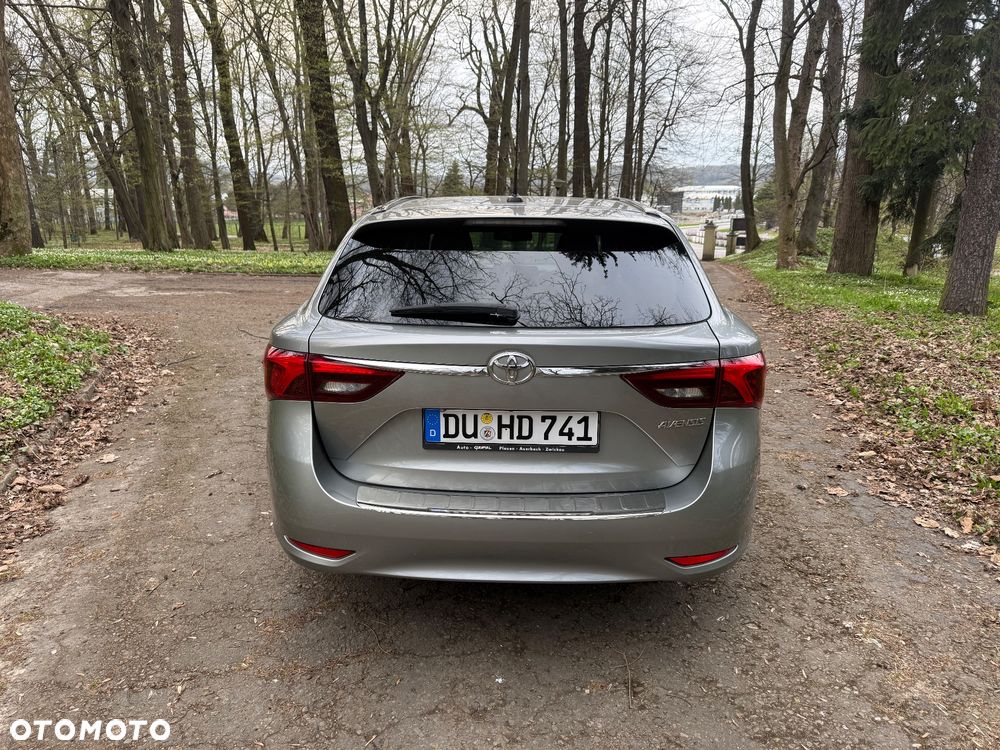 Toyota Avensis Touring Sports 1.8 Edition S+ - 7