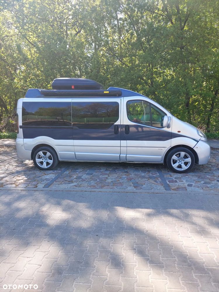 Opel Vivaro 2.5 CDTI L2H1 - 4