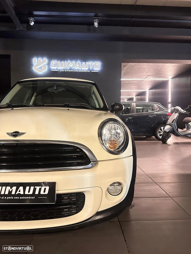 MINI 3 Portas One D - 5