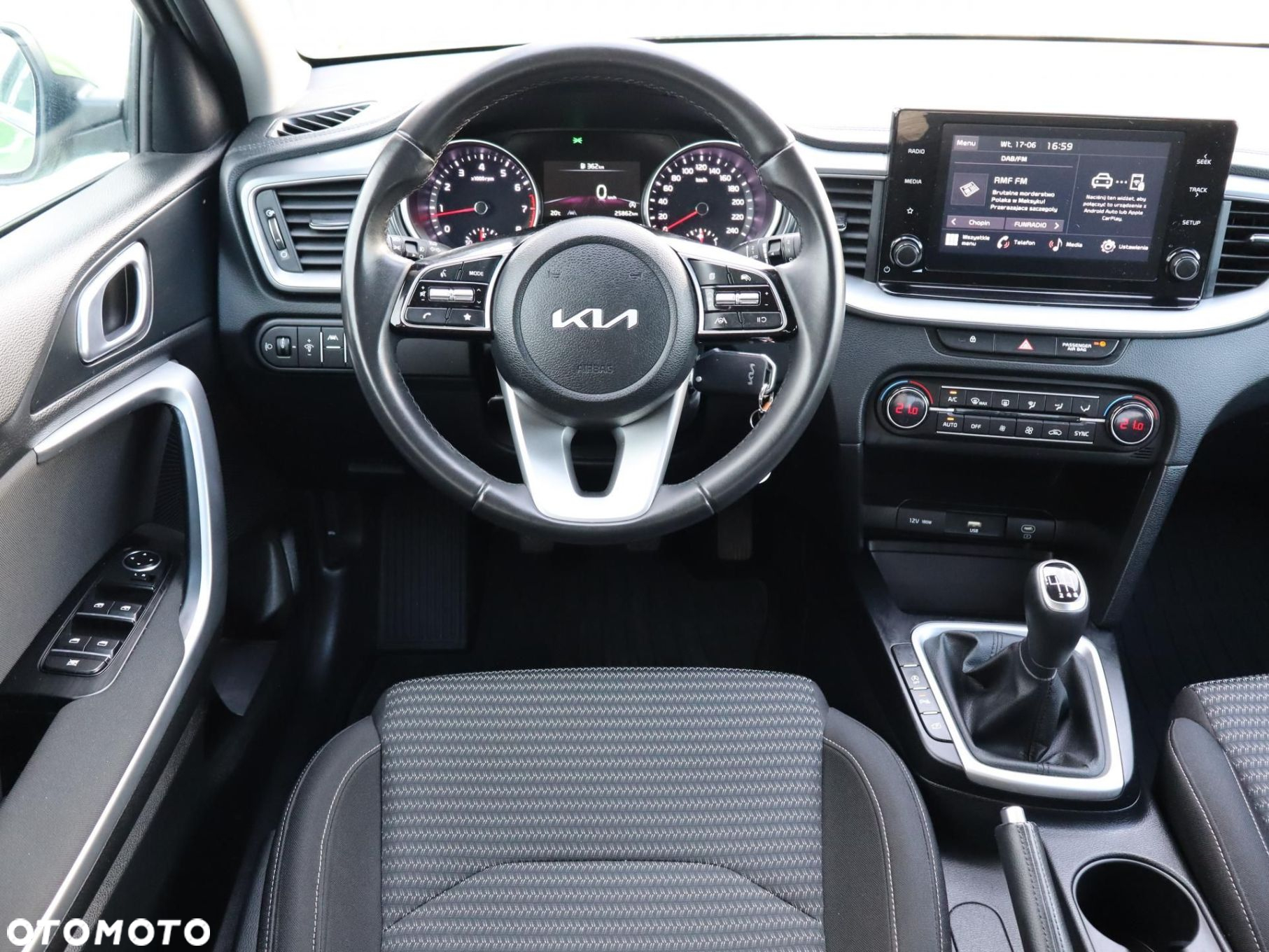 Kia XCeed - 9