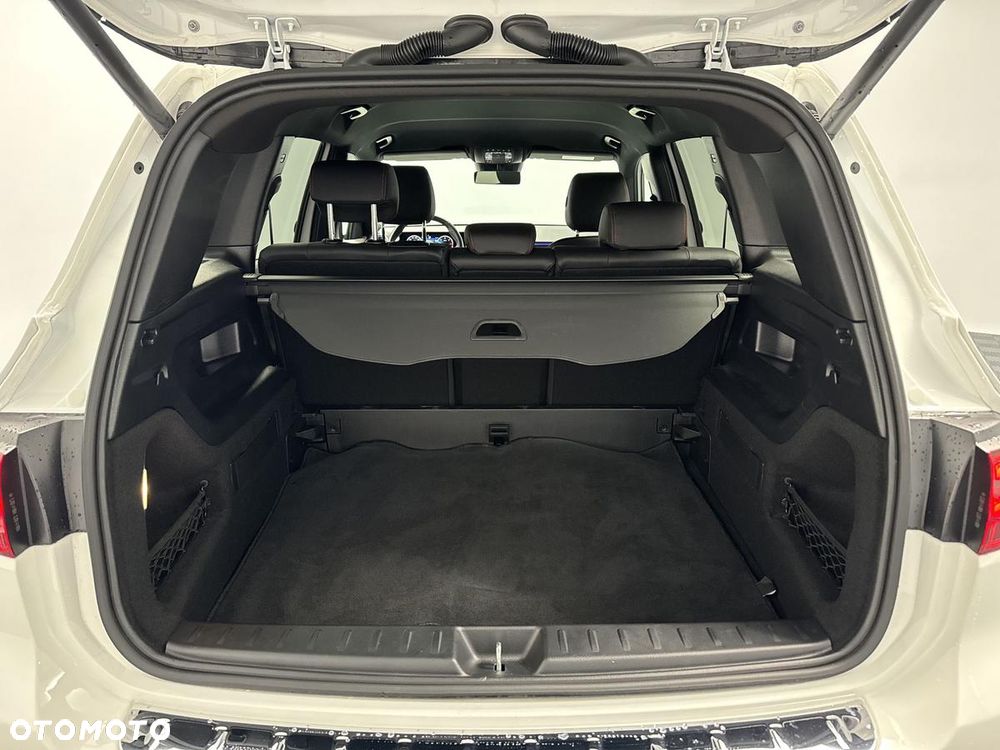 Mercedes-Benz GLB 200 d 4-Matic AMG Line 8G-DCT - 23