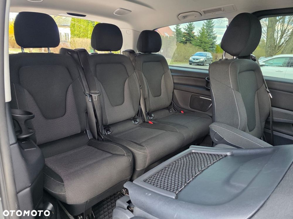 Mercedes-Benz Klasa V - 15