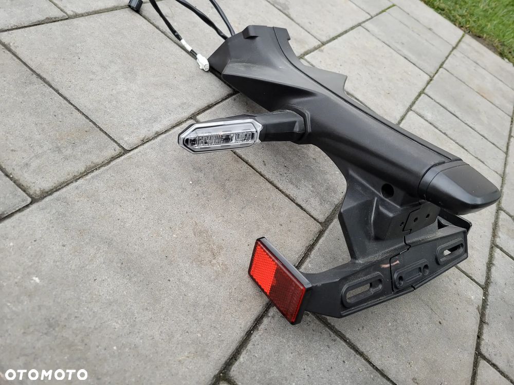 Mocowanie, podświetlanie tablicy rejestracyjnej, ogon, kierunkowskaz Kawasaki Z900 Z 900 - 8