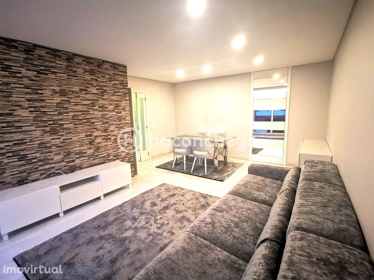 Apartamento T2 remodelado com terraço para arrendar em Arcozelo Barcel - Grande imagem: 4/22